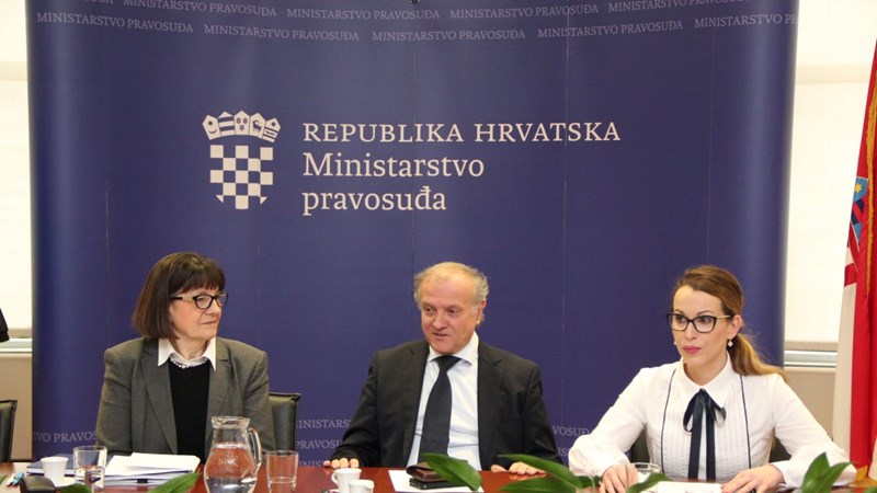 Sastanak Komisije za odnose s vjerskim zajednicama s predstavnicima pet vjerskih zajednica 